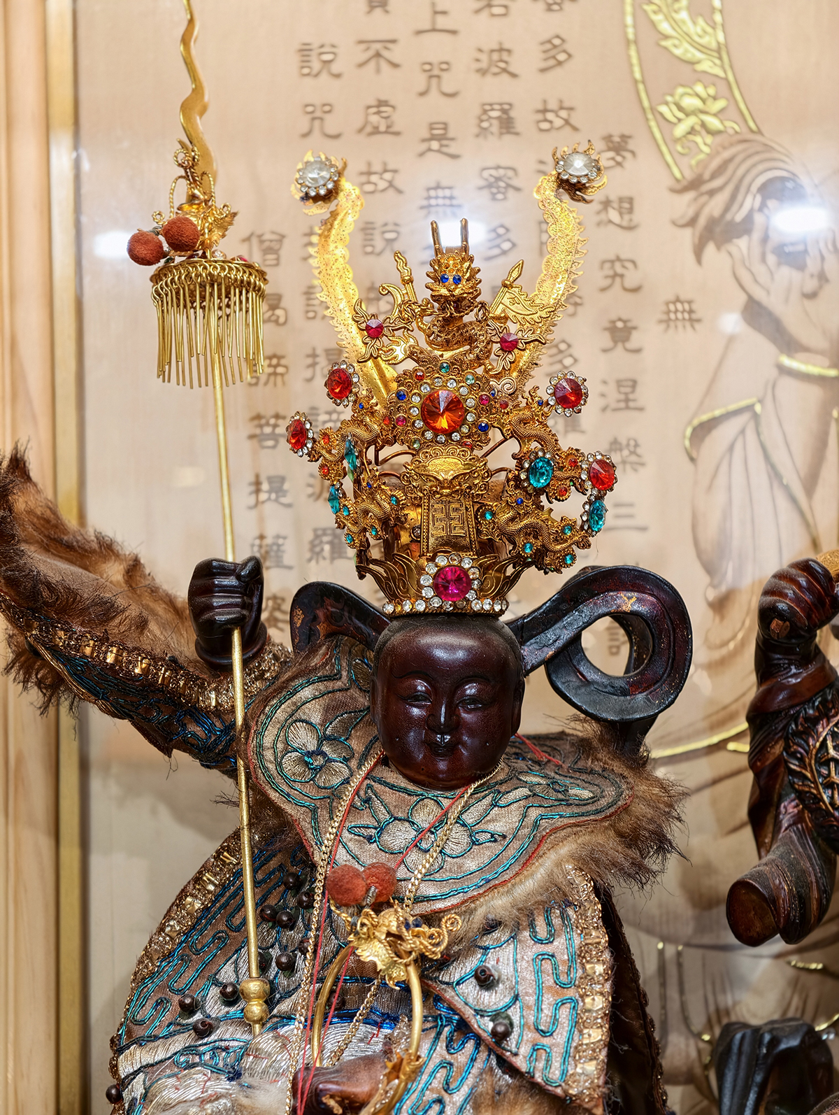 ���~�u����2/5���A�n�q�f���л���U���ʶR